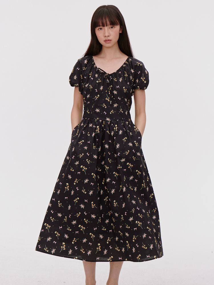 https://fulmo-img-server.com/flower-fashion-factory/bf9f70bc-309c-4676-8f9a-e80372125f1c.jpg