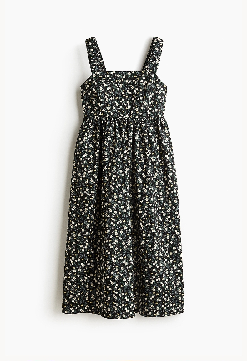 https://fulmo-img-server.com/flower-fashion-factory/c02e5bf8-fcfb-4634-9dfa-c008a0c0d1e6.jpg
