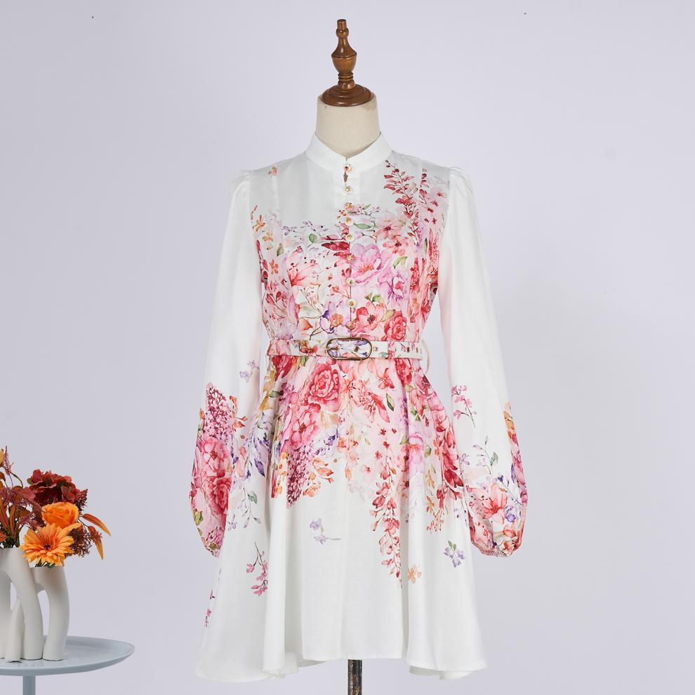 https://fulmo-img-server.com/flower-fashion-factory/c07db012-6a47-4c00-9d9d-623a200f536b.jpg