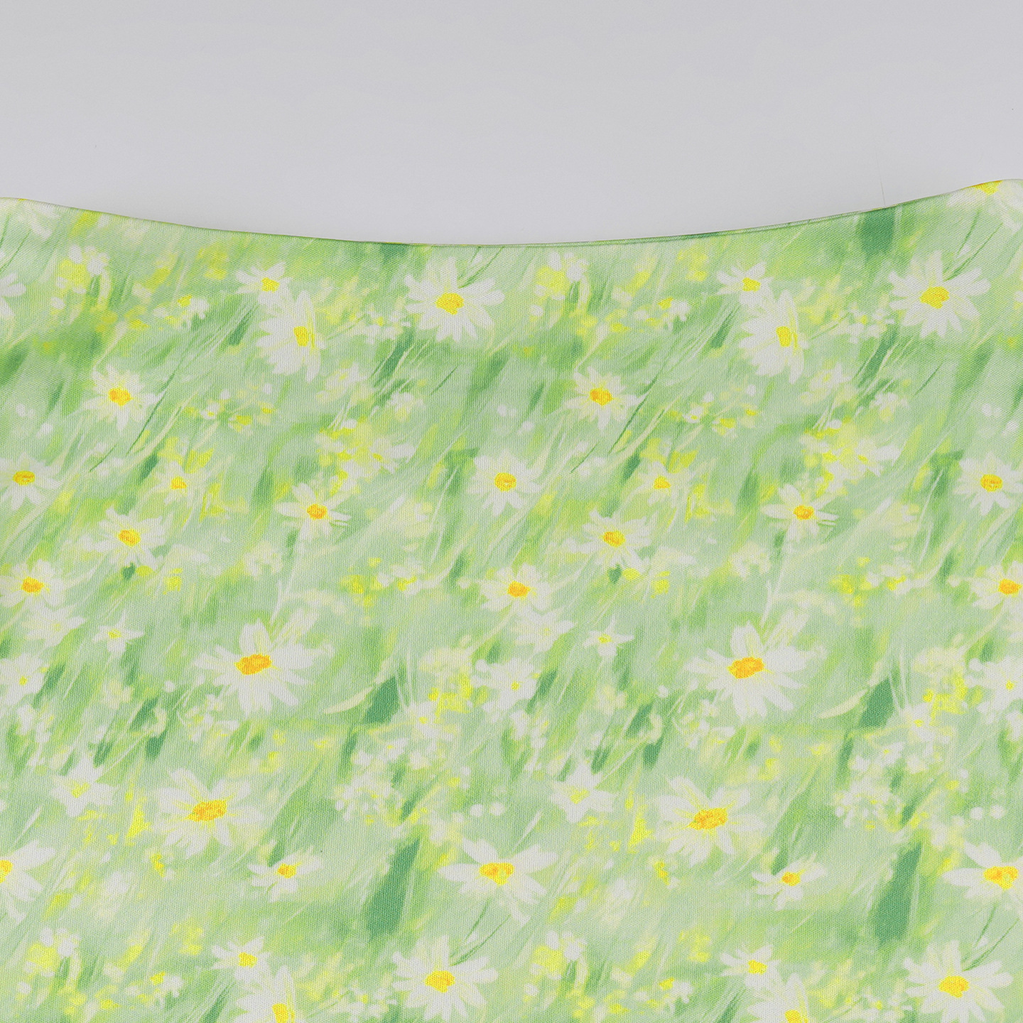 https://fulmo-img-server.com/flower-fashion-factory/cacd6fde-f6ee-4827-a5cf-15bb716f31b7.jpg