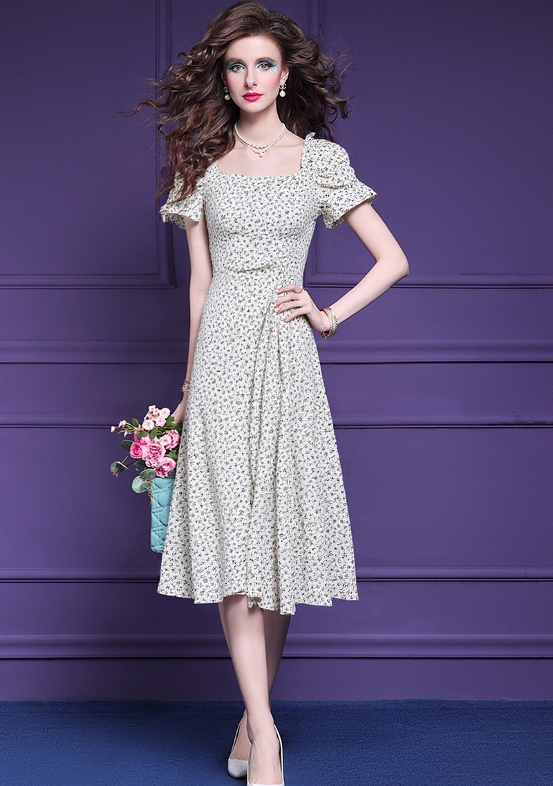 https://fulmo-img-server.com/flower-fashion-factory/ce855285-3268-49d5-9f87-df66491ce4ad.jpg