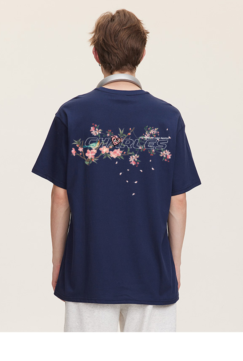 花柄 ファッション 心モチーフ 花柄ワンポイントTシャツ