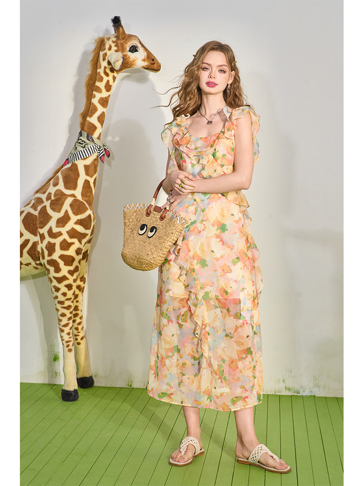 https://fulmo-img-server.com/flower-fashion-factory/d450f4cb-96de-4b77-8e97-5aaf68999d8f.jpg