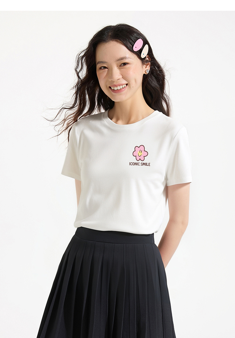 花柄 ファッション ほほえみ花刺繍 ワンポイントTシャツ