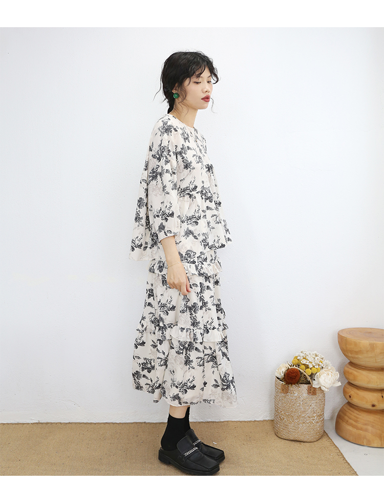 https://fulmo-img-server.com/flower-fashion-factory/d8cf7700-b810-4500-b0b4-a4c427443db8.jpg