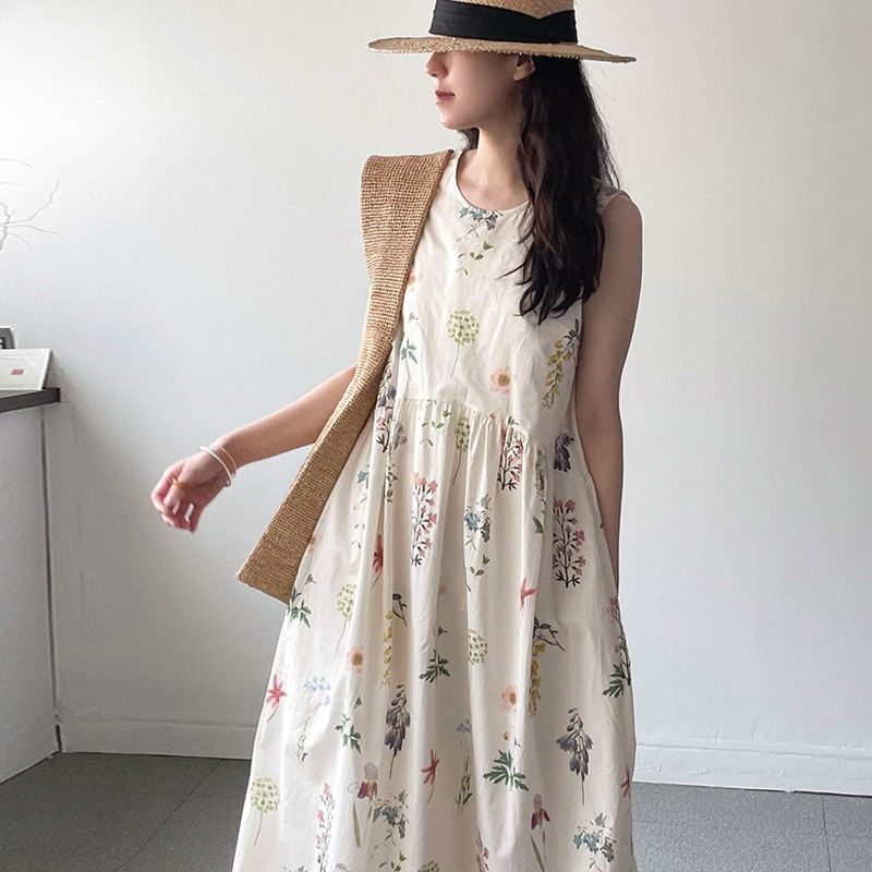 https://fulmo-img-server.com/flower-fashion-factory/dc87e775-fe54-4b6c-b6b4-9278b2d6935e.jpg