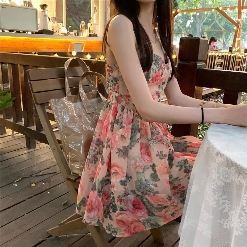 https://fulmo-img-server.com/flower-fashion-factory/ebb64f6c-4fb2-47c3-813d-6edee81398ec.jpg