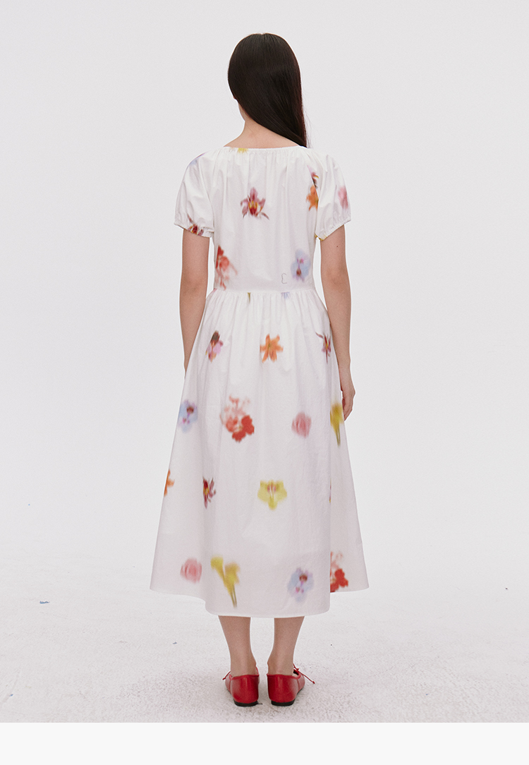 https://fulmo-img-server.com/flower-fashion-factory/edfa3606-a8f5-479d-9d63-28950465f934.jpg