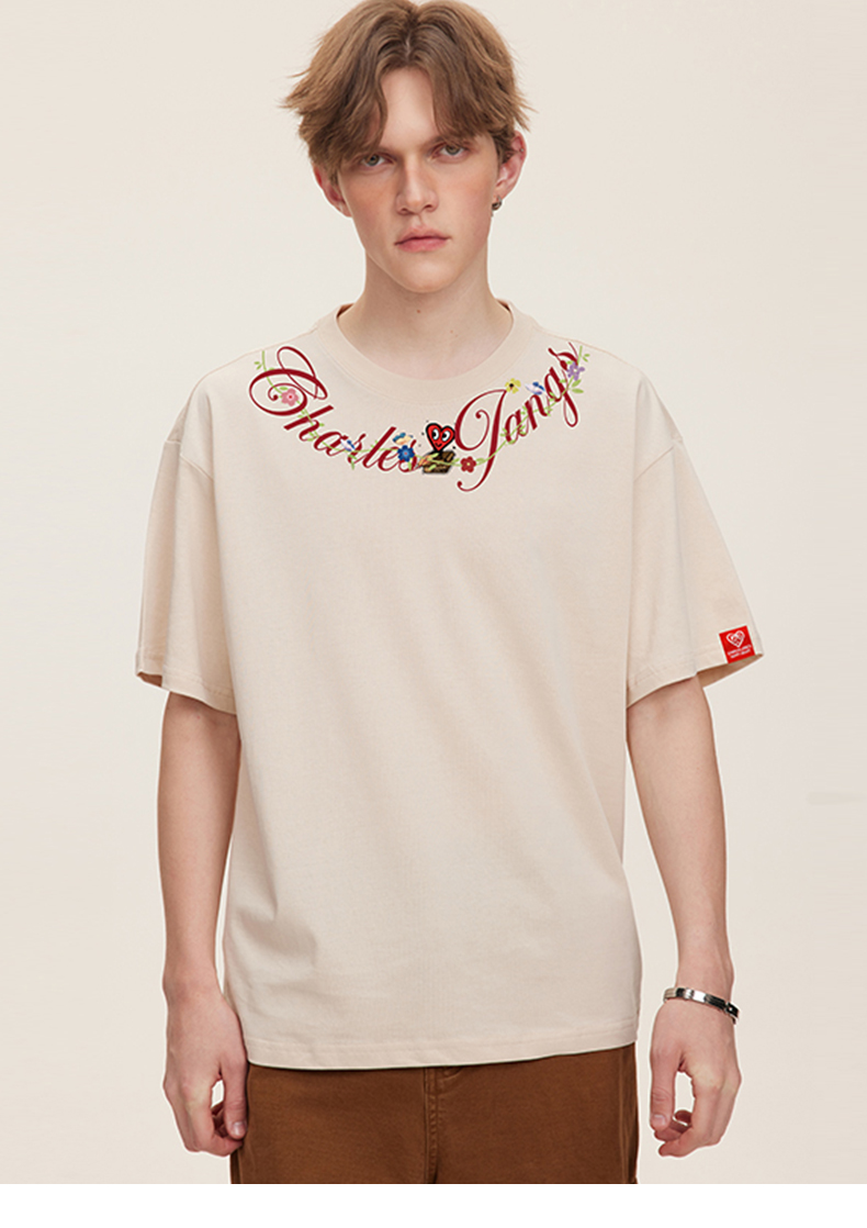 https://fulmo-img-server.com/flower-fashion-factory/efafb2dd-b56a-417d-b970-ec022263fce5.jpg