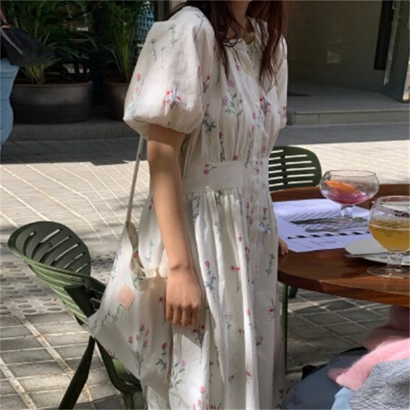 https://fulmo-img-server.com/flower-fashion-factory/f284f4c7-83d2-4ce7-93ce-2e3d7c4d5408.jpg