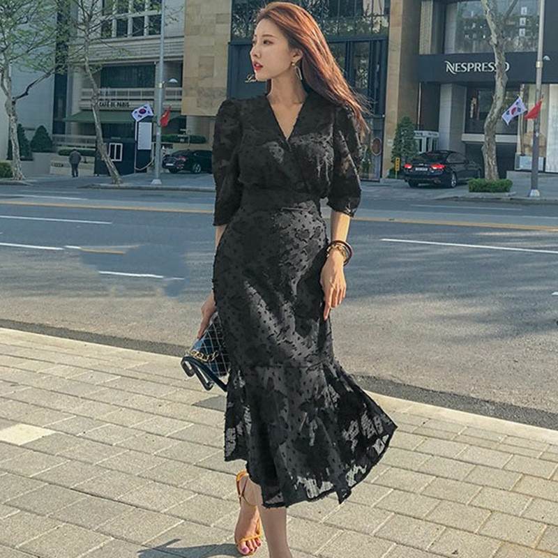 https://fulmo-img-server.com/flower-fashion-factory/f2ac3a9b-d3a6-40e1-98ca-99667d841449.jpg