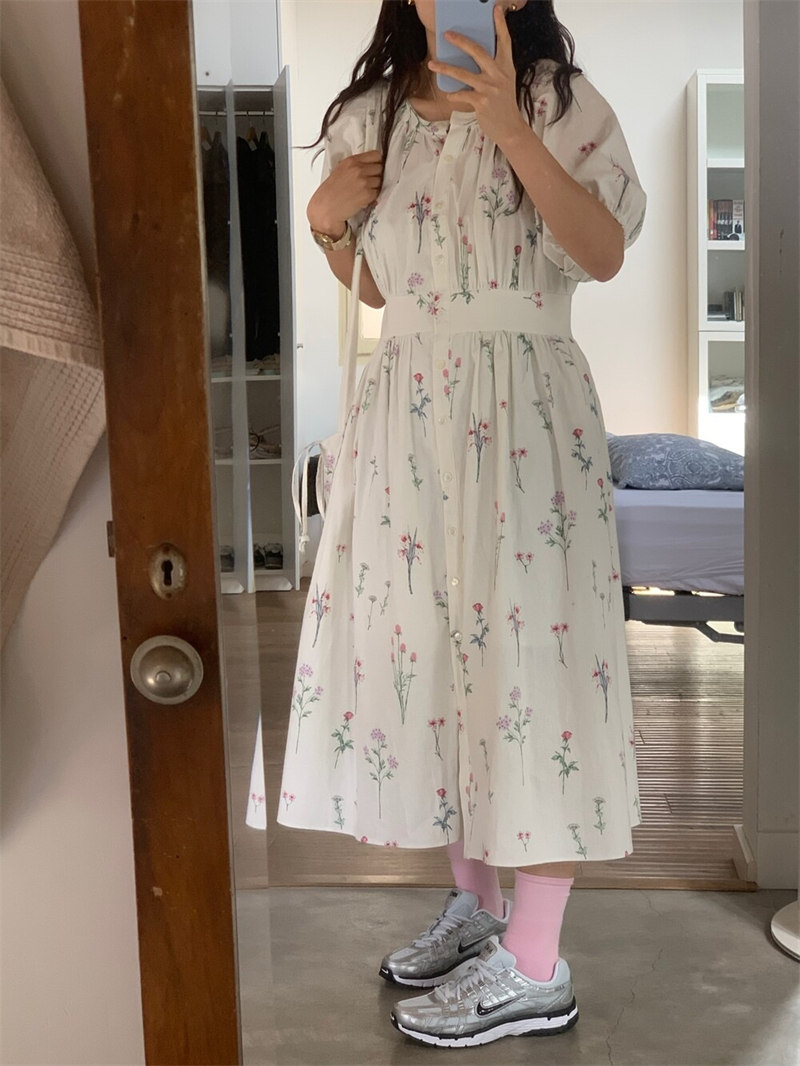 https://fulmo-img-server.com/flower-fashion-factory/f45b6b12-71c1-48af-a575-753024921062.jpg