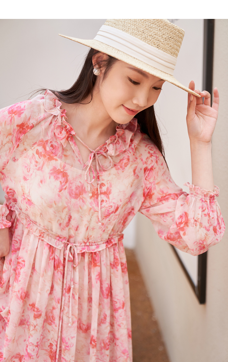 https://fulmo-img-server.com/flower-fashion-factory/fc8e6d7a-c12f-4414-a883-029372c225e2.jpg