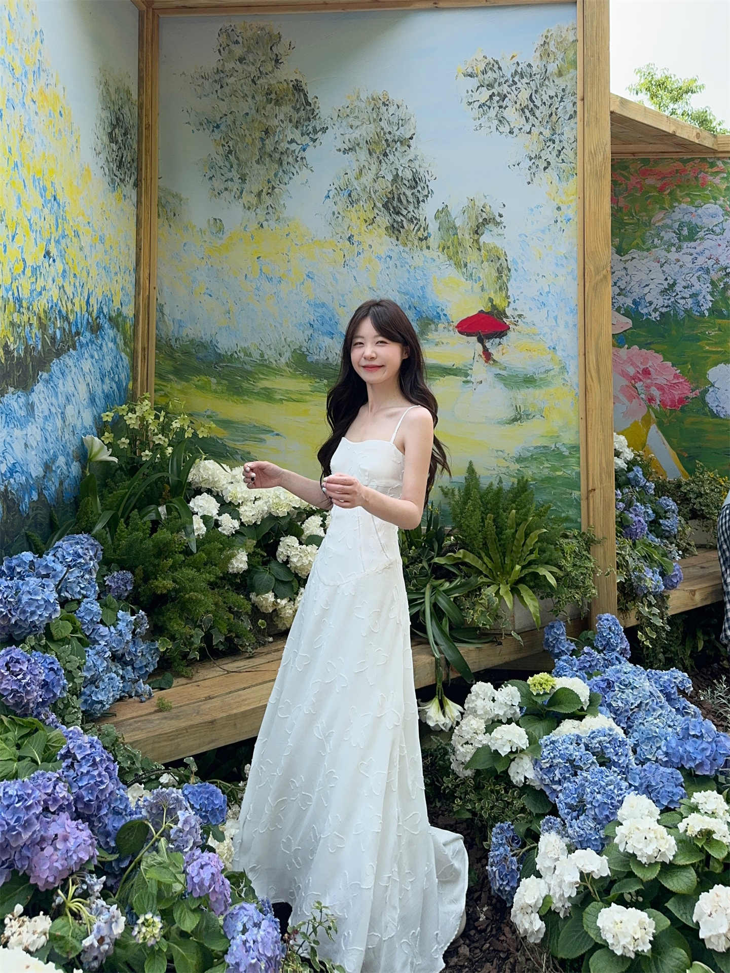 https://fulmo-img-server.com/flower-fashion-factory/ff27a318-b54d-431d-bfc6-6dbc0c467b06.jpg
