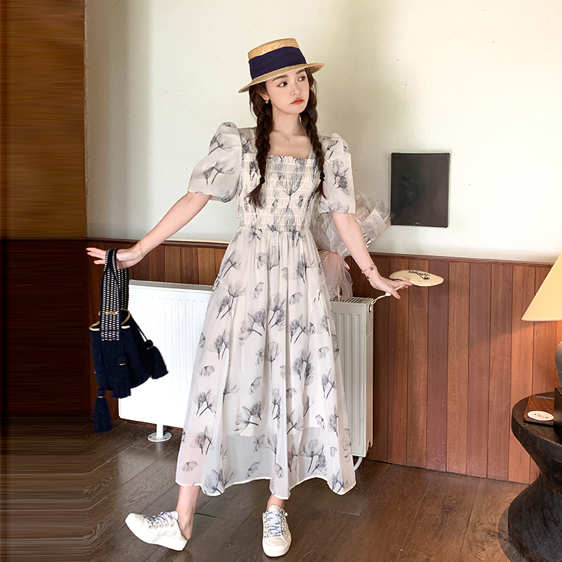 https://fulmo-img-server.com/flowerdress/0bc3c29b-3f67-4ce9-bd27-a8ee9201cadc.jpg