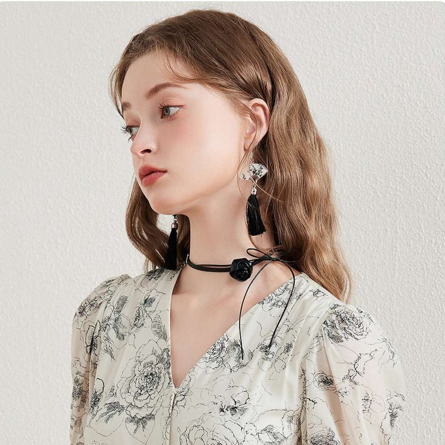 https://fulmo-img-server.com/flowerdress/1733358207460_k1ki9gjb_w66aer62
