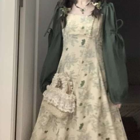 https://fulmo-img-server.com/flowerdress/1733530660267_eiypegbt_w6qakbjb