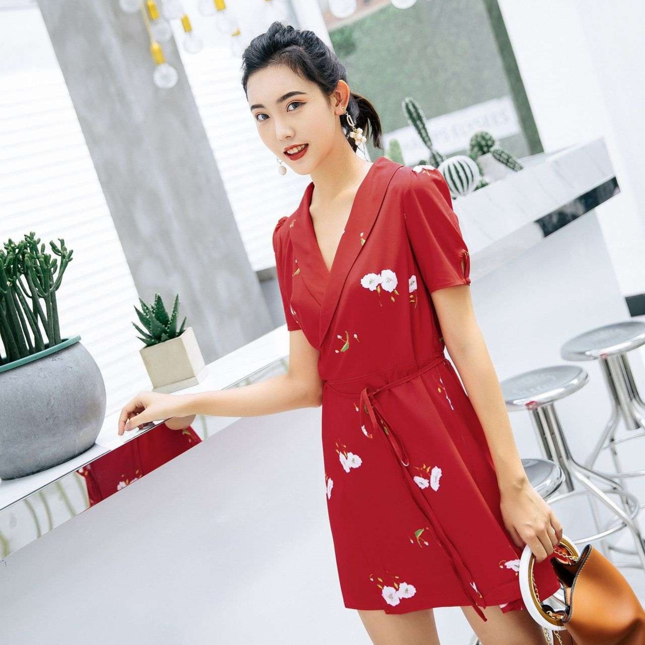 https://fulmo-img-server.com/flowerdress/1733622094183_99s37m5o_imn1aopv
