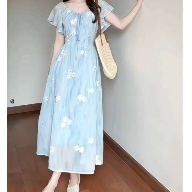 花柄ワンピース優美な花柄フレア袖マキシワンピース