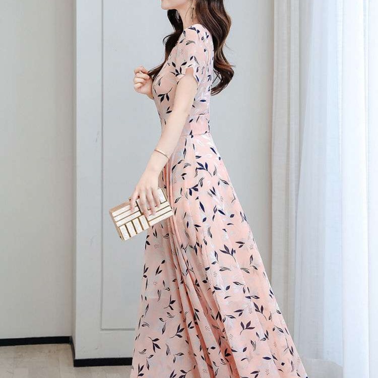 花柄ワンピース優美な花葉模様のロングドレス