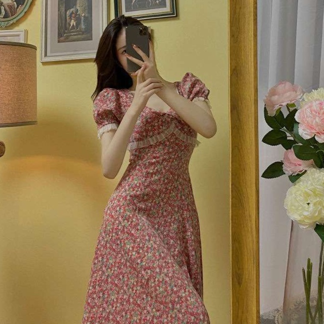 花柄ワンピース乙女心くすぐる パフスリーブ花柄ワンピース