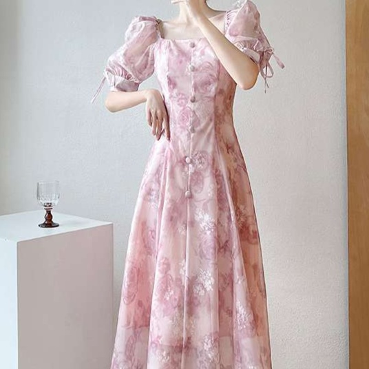 花柄ワンピース優美な薔薇模様 パフスリーブロングドレス