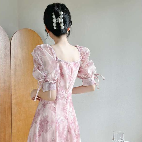 花柄ワンピース優美な薔薇模様 パフスリーブロングドレス