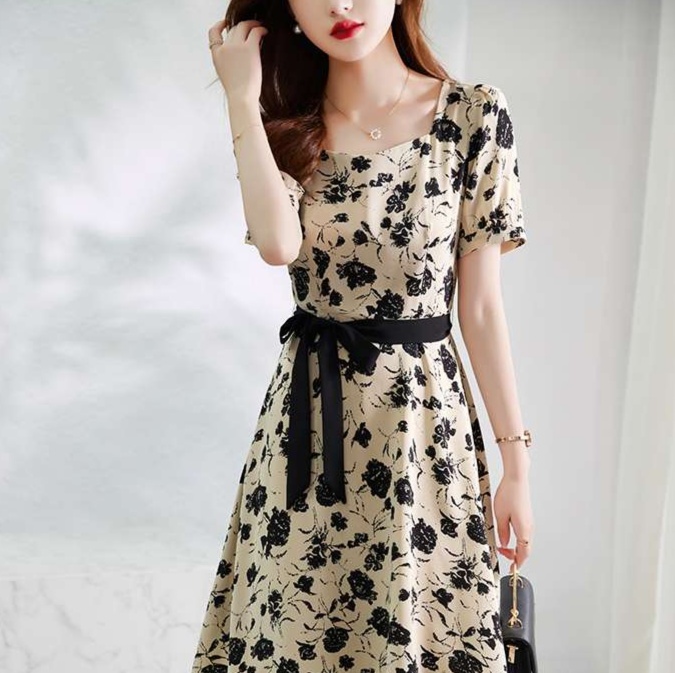 https://fulmo-img-server.com/flowerdress/1734592230292_9nwr3ceh_txfc36b3