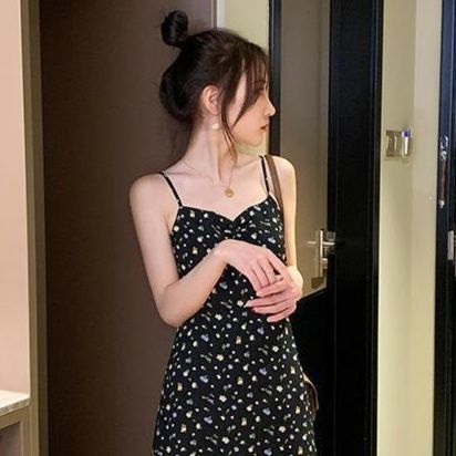花柄ワンピース 優美な小花柄キャミソールワンピース