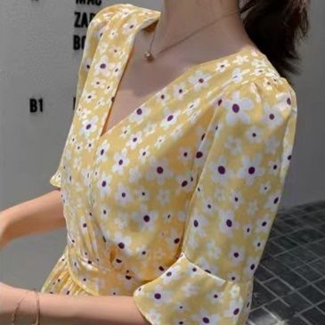 花柄ワンピース 優美な花柄フレアロングワンピース