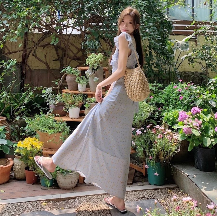 花柄ワンピース 小花柄フリルノースリーブワンピース