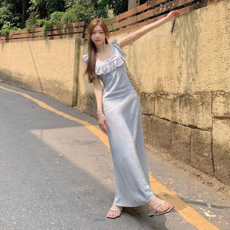 花柄ワンピース 小花柄フリルノースリーブワンピース