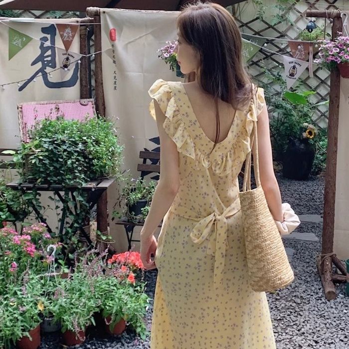 花柄ワンピース 小花柄フリルノースリーブワンピース