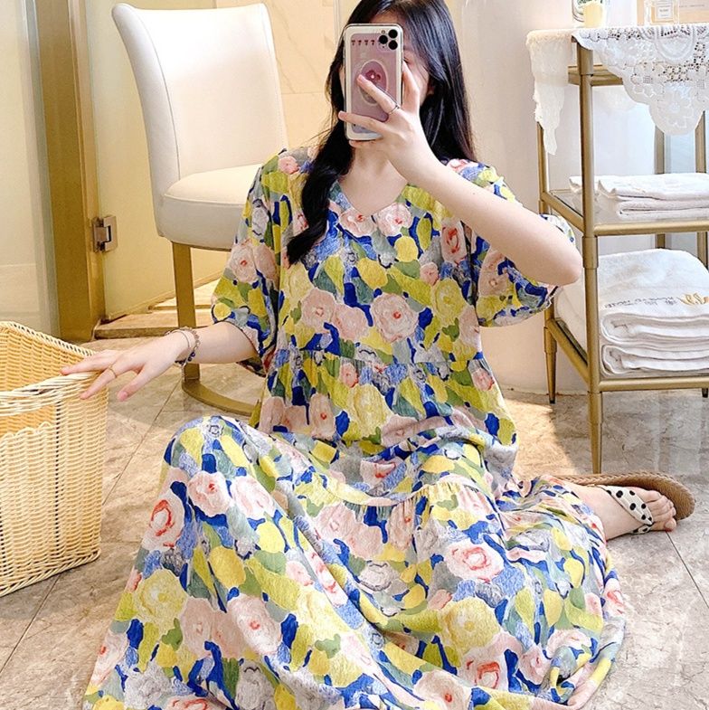 花柄ワンピース 草花舞う優美なロング丈ワンピース
