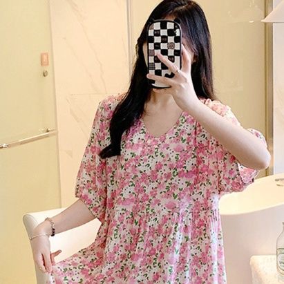 花柄ワンピース 草花舞う優美なロング丈ワンピース