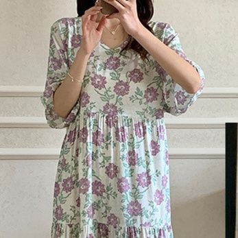花柄ワンピース 草花舞う優美なロング丈ワンピース