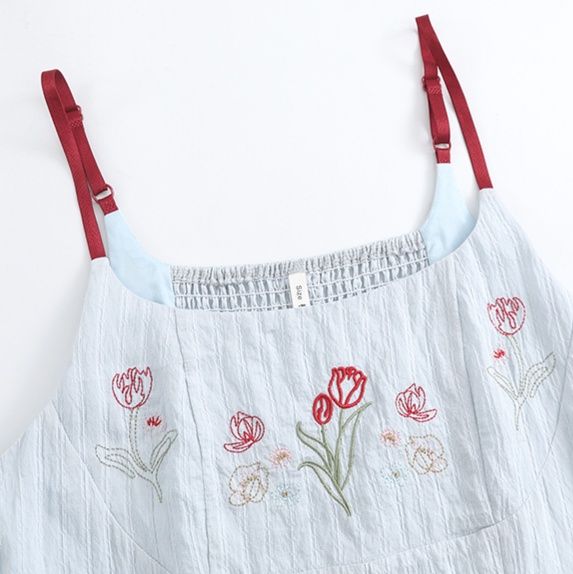 花柄ワンピース 小花刺繍が可愛いナチュラル風キャミソールワンピース