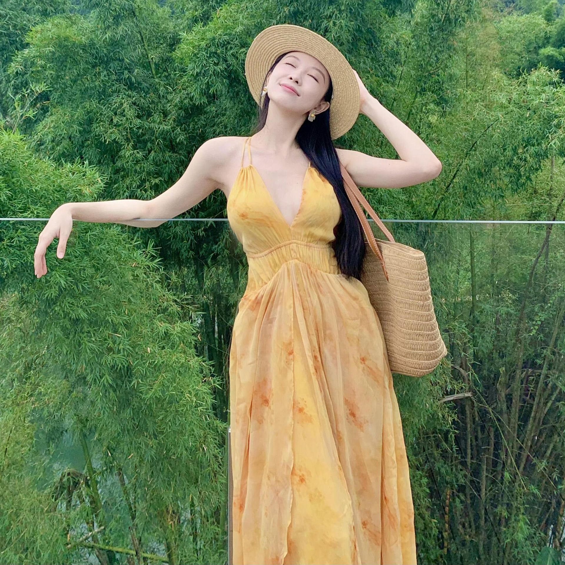https://fulmo-img-server.com/flowerdress/1756336956172_inpexmhb_a6s1u9kw.jpeg
