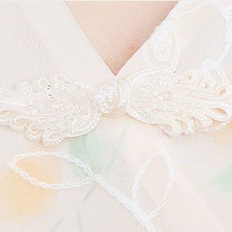 https://fulmo-img-server.com/flowerdress/1756546629417_8s1m2sxe_u7jtenv8.jpeg