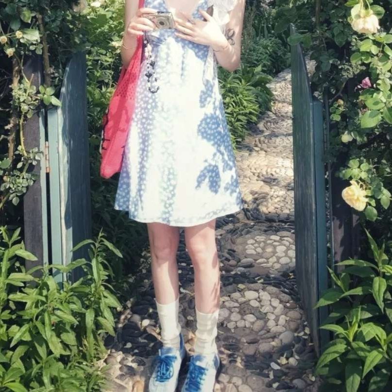 https://fulmo-img-server.com/flowerdress/1757828367896_79s96ia8_7o11co14.jpeg