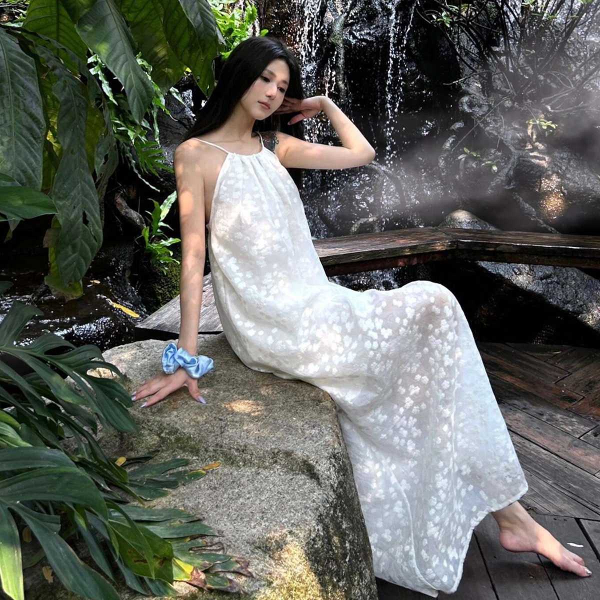 夏を楽しむ韓国風花柄キャミワンピおすすめ5選