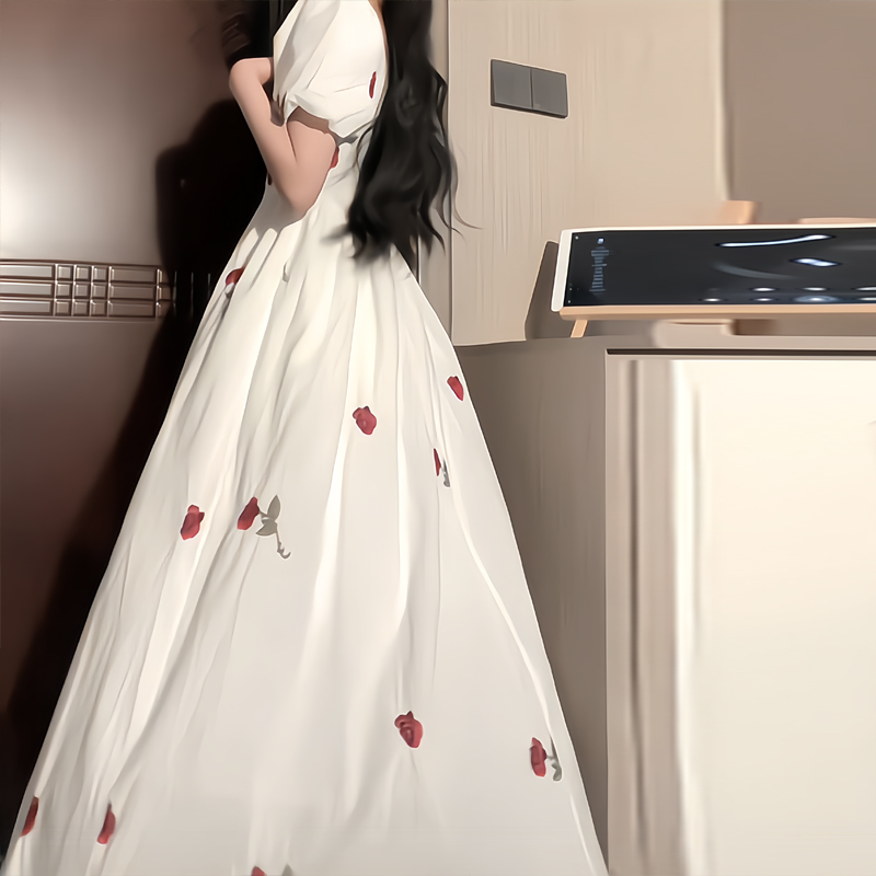 https://fulmo-img-server.com/flowerdress/1f2980a7-ca5f-4fe5-b291-5067515065c5.jpg