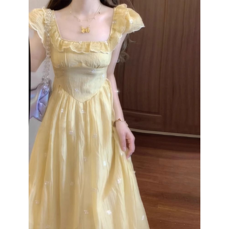 https://fulmo-img-server.com/flowerdress/52e2ffc3-dda0-4244-a77b-156313cecc36.jpg