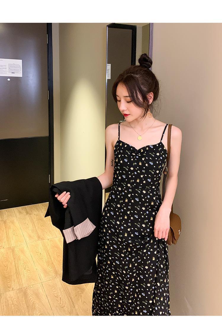 花柄ワンピース 優美な小花柄キャミソールワンピース