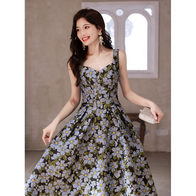 https://fulmo-img-server.com/flowerdress/8c45f328-fa32-4e1a-904d-c52bdc4e8627.jpg