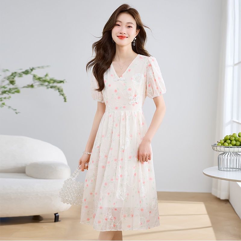 https://fulmo-img-server.com/flowerdress/9531bf17-3ceb-4052-ae4a-986483cfd1bc.jpg