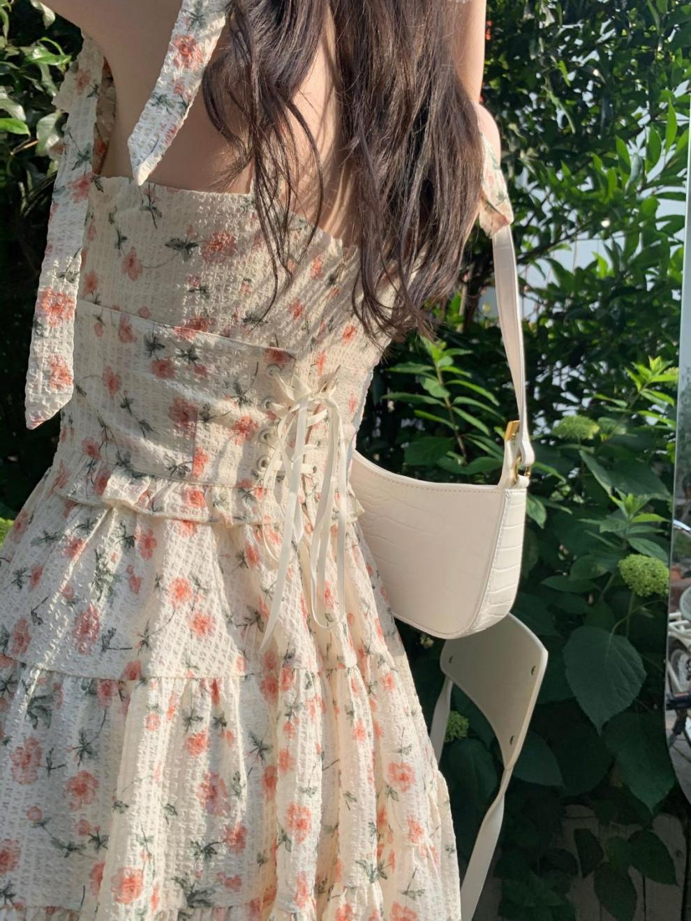 花柄ワンピース 優美な花園コルセットミニワンピース