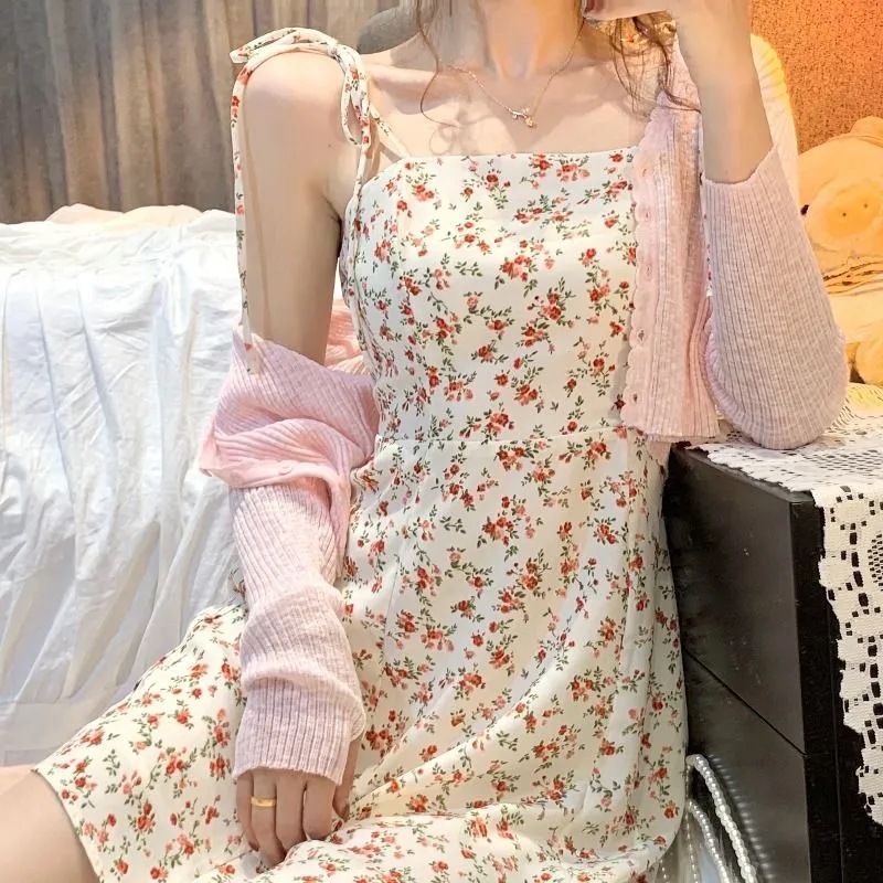 花柄ワンピース 小花リボン肩紐のキュートミニワンピース