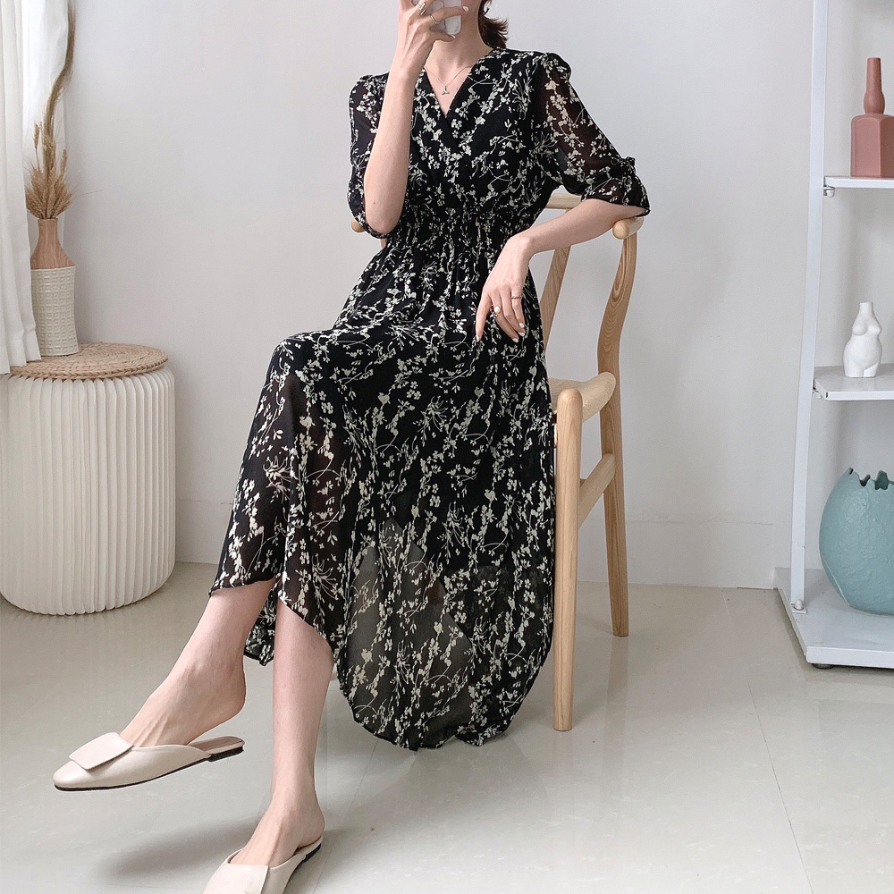 https://fulmo-img-server.com/flowerdress/cc153a2b-0b3f-4961-bc3f-30f07341fc0a.jpg