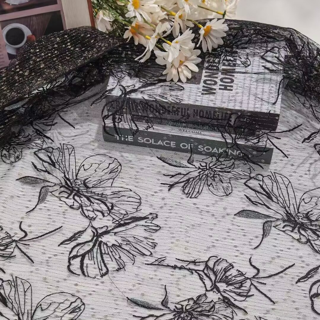 花柄ワンピース 線描き花刺繍レースワンピース